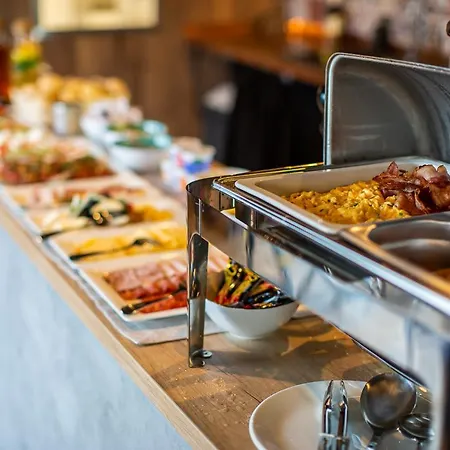 Otton-charzykowy Bed&restaurant Отель Хойнице