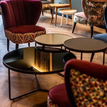 Otton-charzykowy Bed&restaurant فندق
