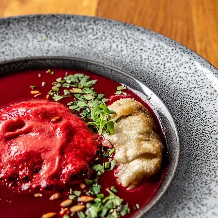 Otton-charzykowy Bed&restaurant * Хойнице