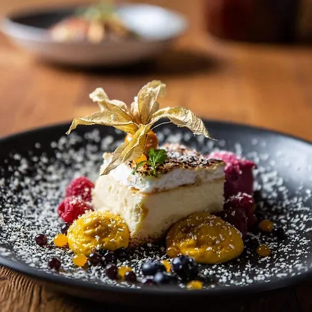 Otton-charzykowy Bed&restaurant Хойнице