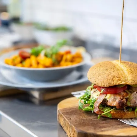 Hotel Otton-charzykowy Bed&restaurant *