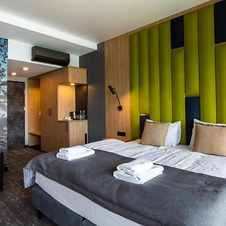 Otton-charzykowy Bed&restaurant فندق