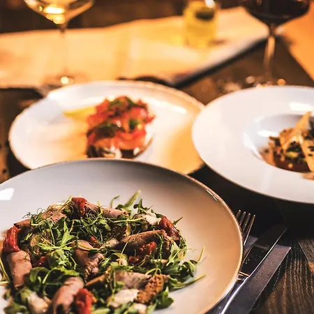 Otton-charzykowy Bed&restaurant *