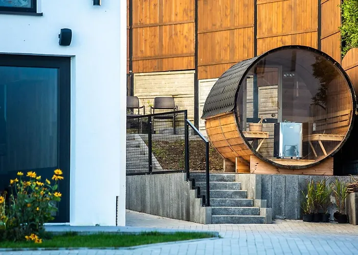 Otton-charzykowy Bed&restaurant *